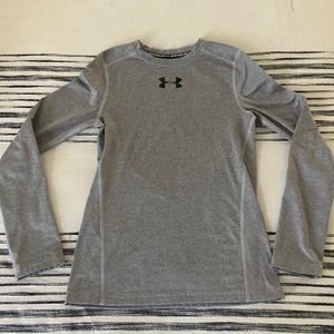 Under Armour Medium Cold Gear top